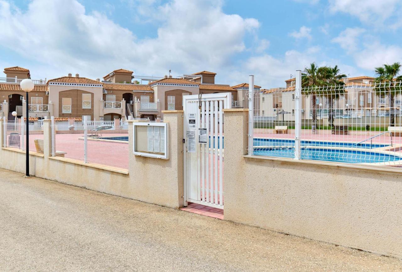 Sun & Beach Aguas Nuevas Torrevieja Exterior foto